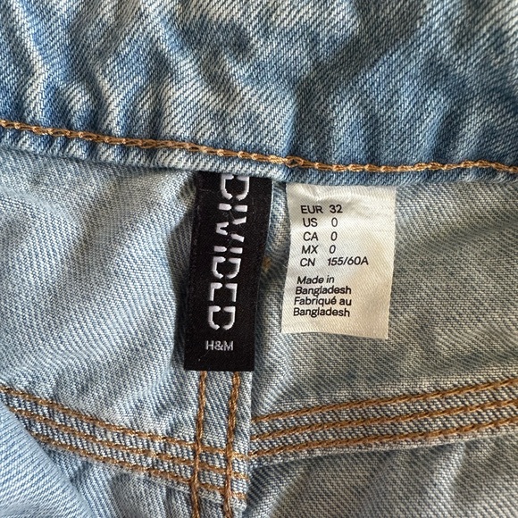 H&M Light Blue Jean Shorts - Picture 6 of 6